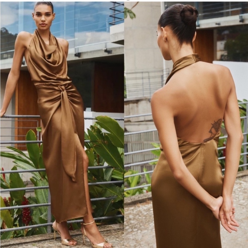 VIRAL NWT Zara  blogger fav SATIN  Dress 
🚨FIRM PRICE NO DISCOUNT ON THIS DRESS